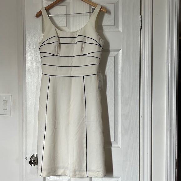 Off white knee length dress with black piping in size 10. Never been worn. - Picture 6 of 6